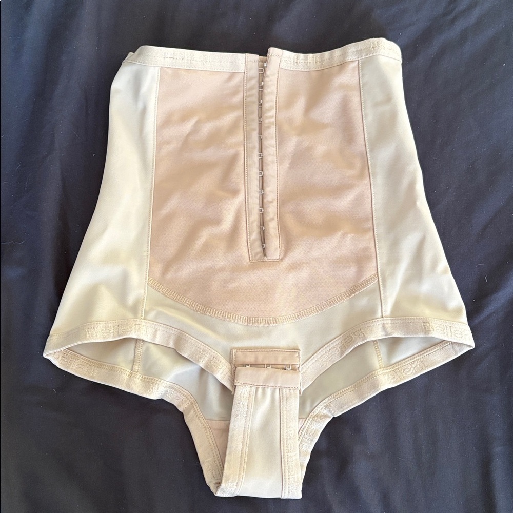 Bellefit Corset | size small